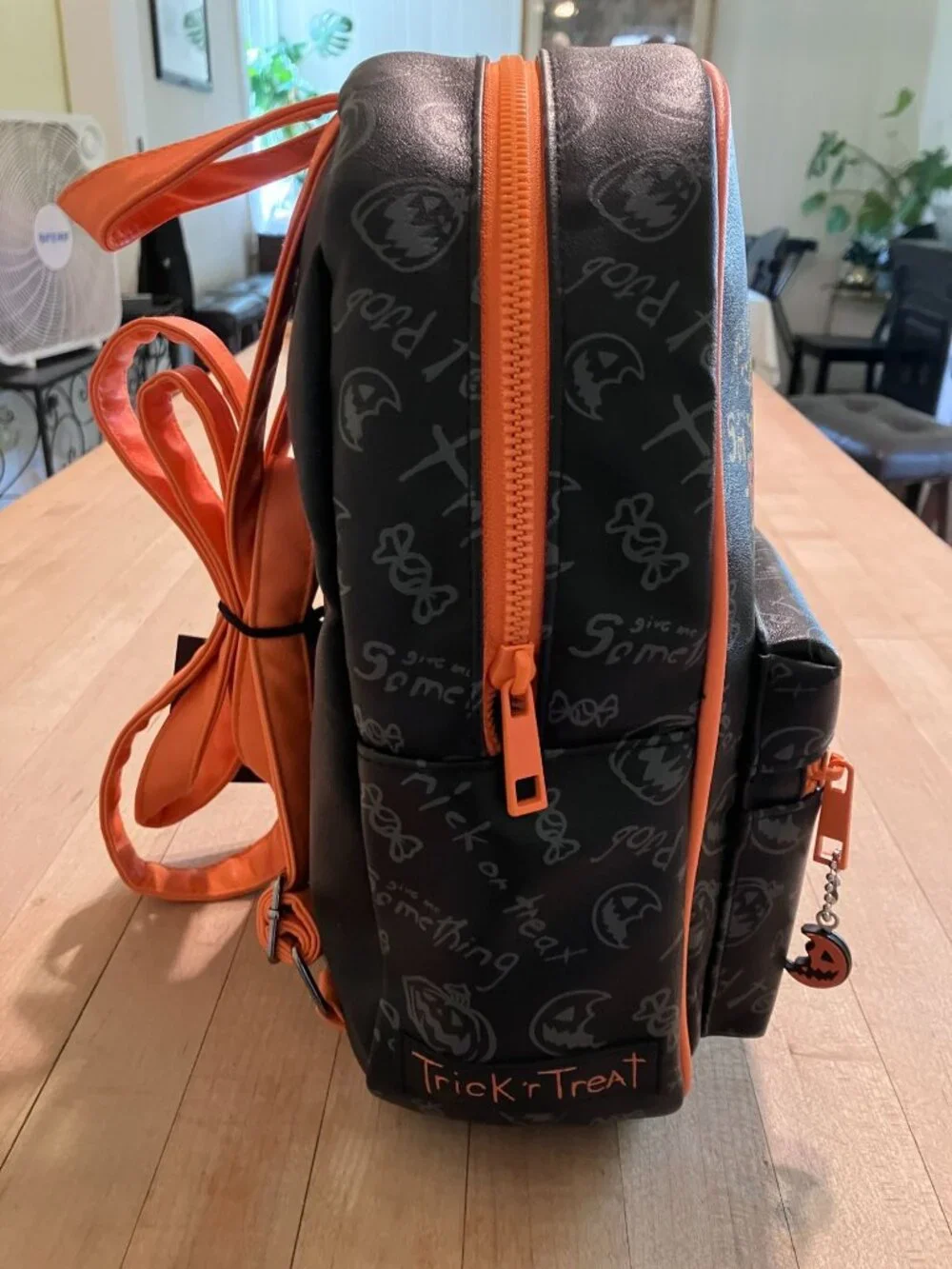 Trick R Treat Unisex Sam Halloween Hot Topic Mini Backpack Black Orange HA NWT